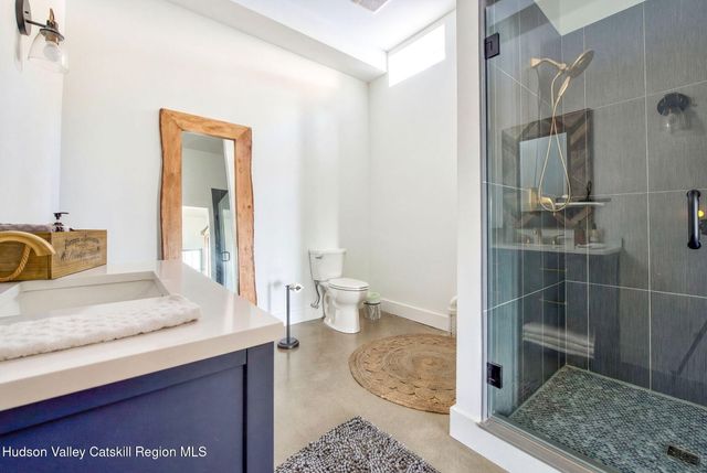 60 Daredevil Drive, Athens, NY 12015