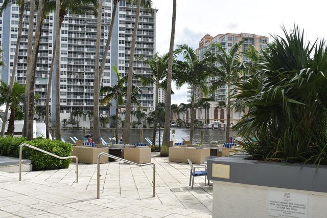 2670 E SUNRISE Boulevard 915, Fort Lauderdale, FL 33304