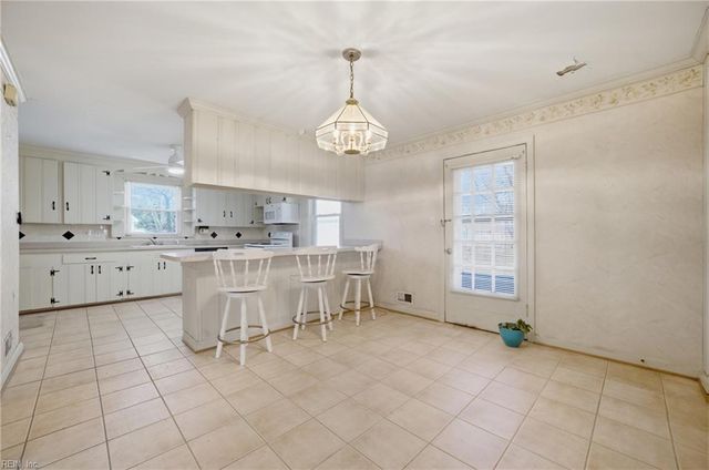 4004 Oak DR, Chesapeake, VA 23321