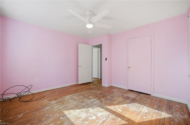 4004 Oak DR, Chesapeake, VA 23321