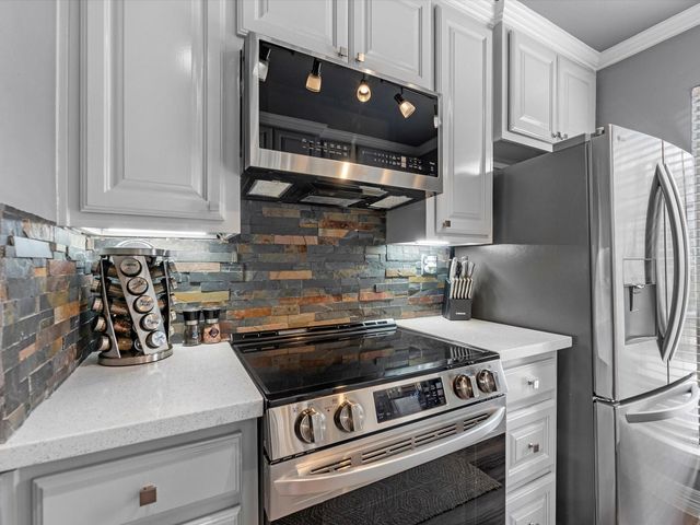 505 Westcott Street 308, Houston, TX 77007