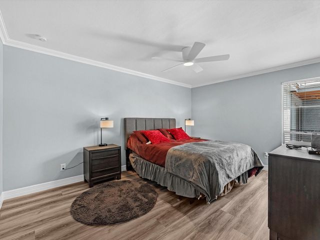 505 Westcott Street 308, Houston, TX 77007
