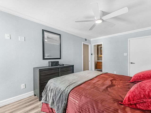 505 Westcott Street 308, Houston, TX 77007