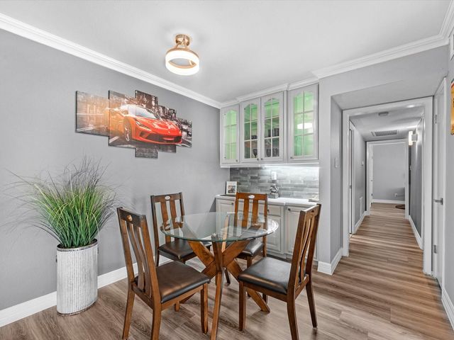 505 Westcott Street 308, Houston, TX 77007