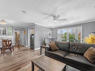 505 Westcott Street 308, Houston, TX 77007