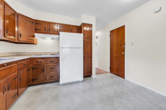 29 Butler Street 2, Glen Cove, NY 11542