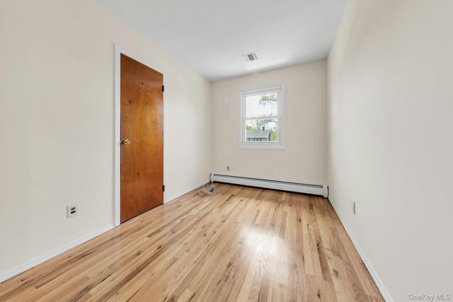 29 Butler Street 2, Glen Cove, NY 11542