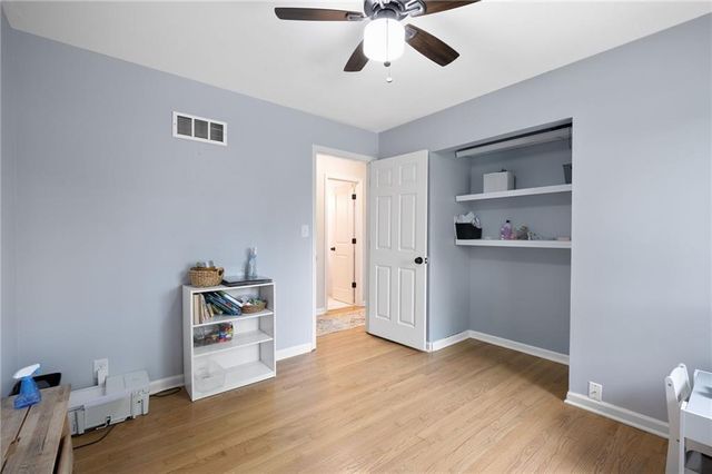 309 NE 88th Terrace, Kansas City, MO 64155