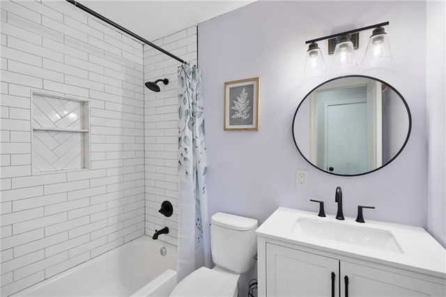 309 NE 88th Terrace, Kansas City, MO 64155