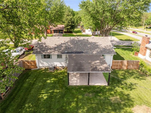 309 NE 88th Terrace, Kansas City, MO 64155