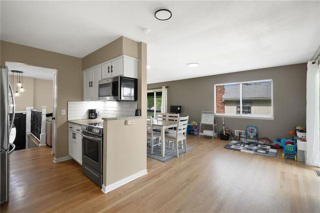309 NE 88th Terrace, Kansas City, MO 64155