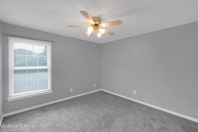 1954 Goldsmith Ln 3, Louisville, KY 40218