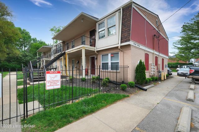 1954 Goldsmith Ln 3, Louisville, KY 40218