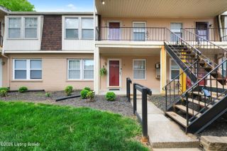 1954 Goldsmith Ln 3, Louisville, KY 40218