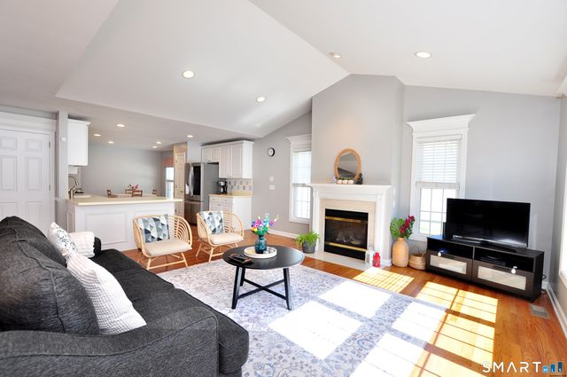 27 Grand Boulevard 27, Ellington, CT 06029