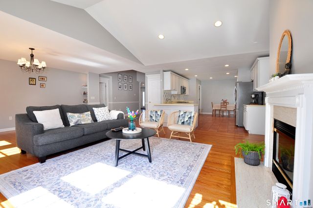 27 Grand Boulevard 27, Ellington, CT 06029