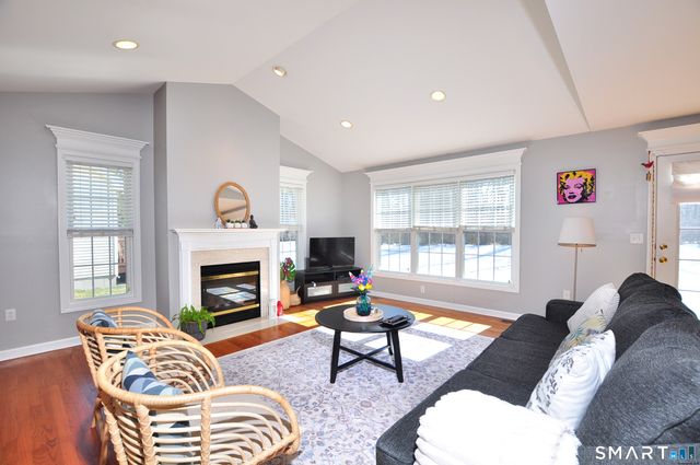 27 Grand Boulevard 27, Ellington, CT 06029