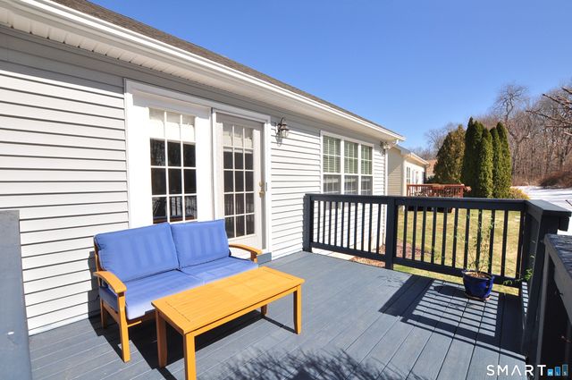 27 Grand Boulevard 27, Ellington, CT 06029