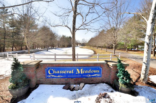 27 Grand Boulevard 27, Ellington, CT 06029