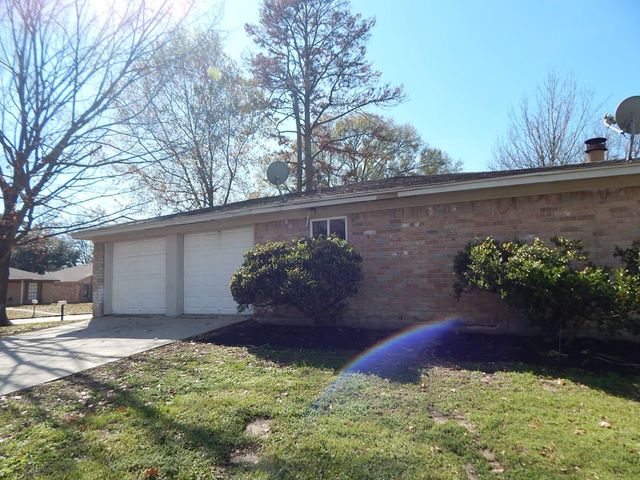 5031 Monteith Drive, Spring, TX 77373