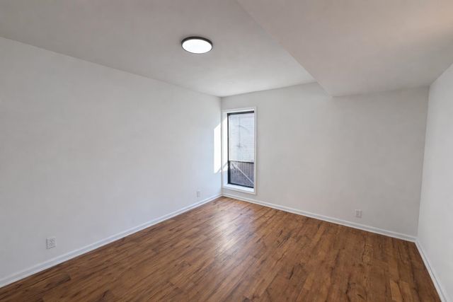 6588 Poplar Woods Cir S Apt 2, Germantown, TN 38138