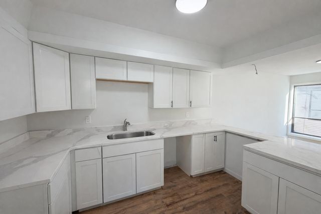 6588 Poplar Woods Cir S Apt 2, Germantown, TN 38138