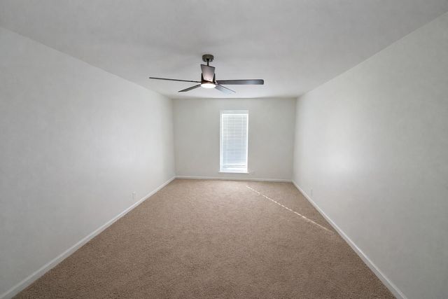 6588 Poplar Woods Cir S Apt 2, Germantown, TN 38138