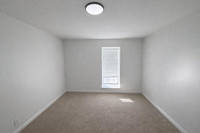 6588 Poplar Woods Cir S Apt 2, Germantown, TN 38138