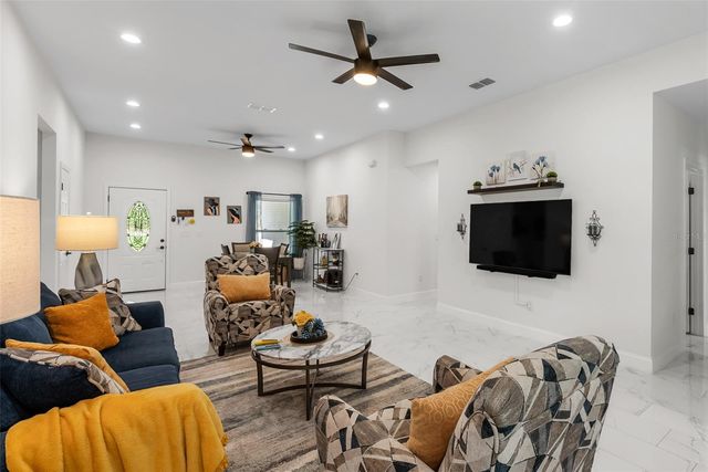 675 S CEDAR AVENUE, Orange City, FL 32763