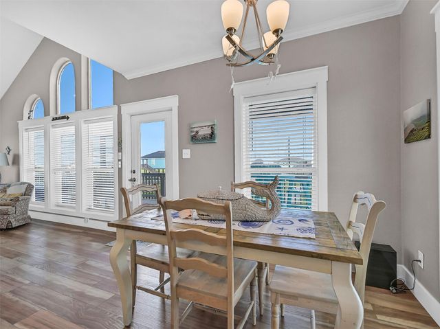 3902 Warrior Court, Galveston, TX 77554