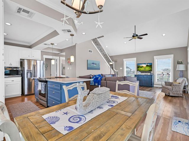 3902 Warrior Court, Galveston, TX 77554