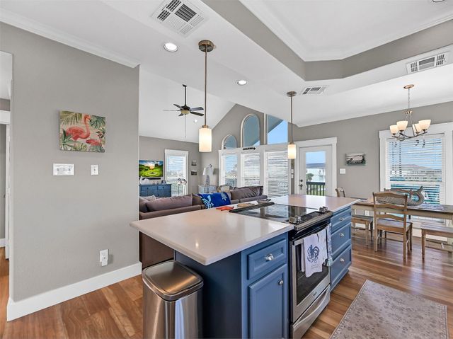 3902 Warrior Court, Galveston, TX 77554