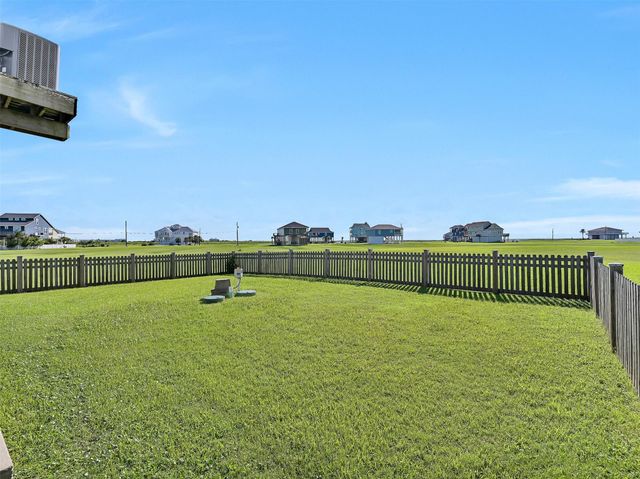 3902 Warrior Court, Galveston, TX 77554