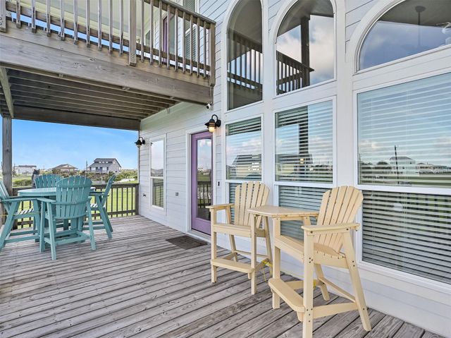 3902 Warrior Court, Galveston, TX 77554