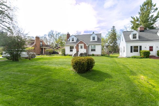 10540 Spring Green ROAD, Greenfield, WI 53228
