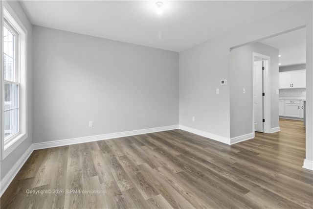 71 Country Pkwy, Amherst, NY 14221