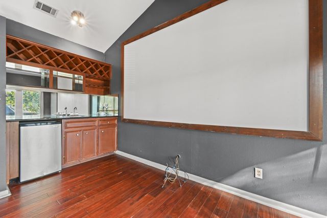 2600 Oakhaven DR, Austin, TX 78704