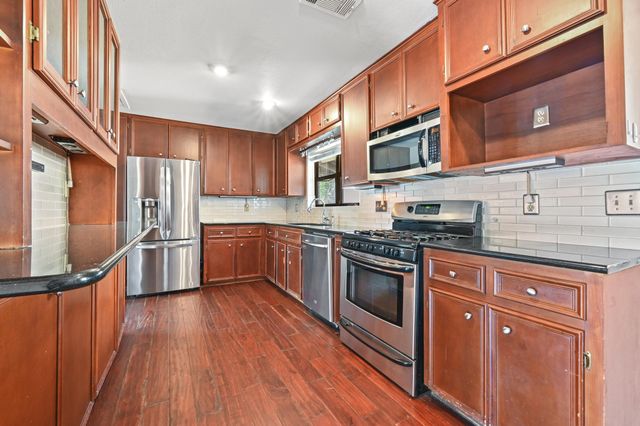 2600 Oakhaven DR, Austin, TX 78704