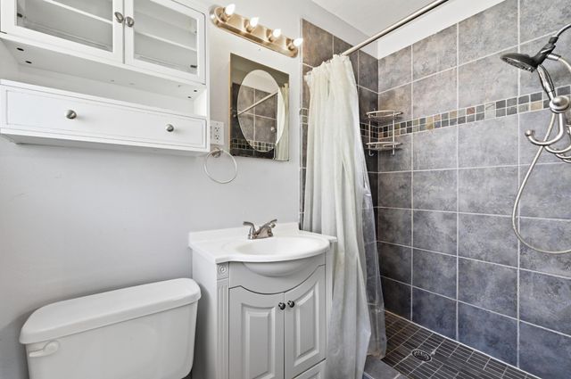2600 Oakhaven DR, Austin, TX 78704