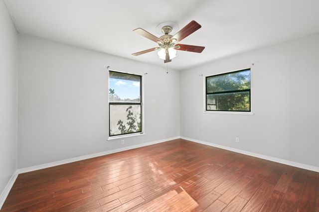 2600 Oakhaven DR, Austin, TX 78704