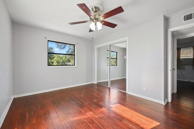 2600 Oakhaven DR, Austin, TX 78704