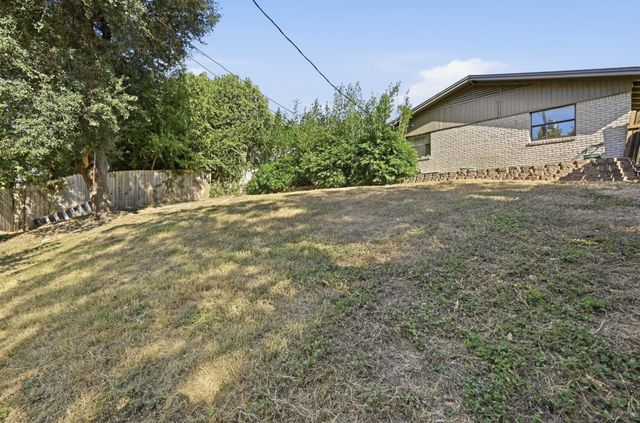 2600 Oakhaven DR, Austin, TX 78704
