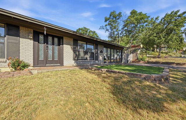 2600 Oakhaven DR, Austin, TX 78704
