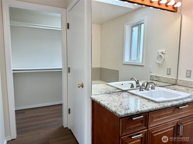 2137 Springview Drive NE, Olympia, WA 98506