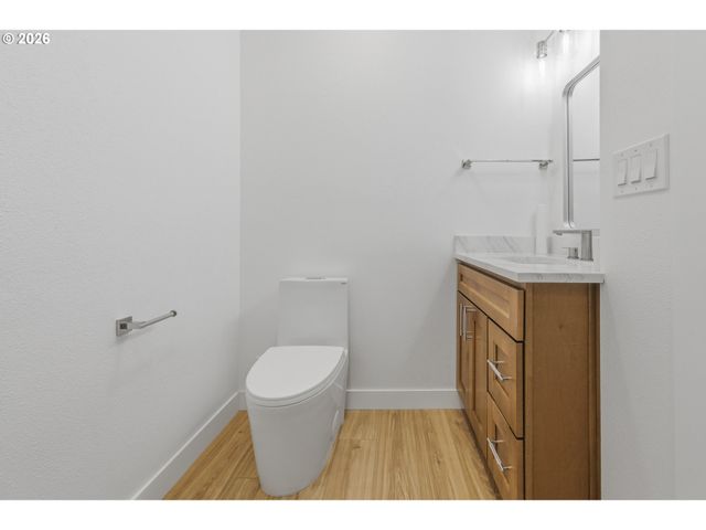 75 Nw MEADOW Dr, Beaverton, OR 97006