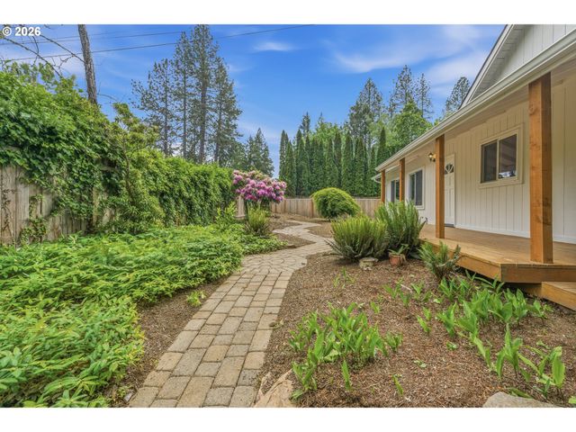 75 Nw MEADOW Dr, Beaverton, OR 97006