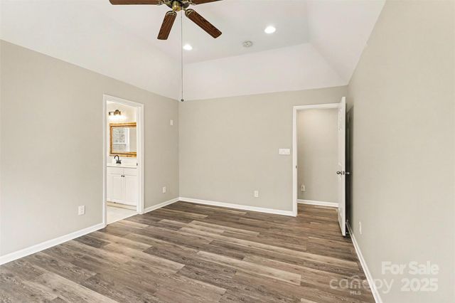 12145 Landing Green Drive, Charlotte, NC 28277