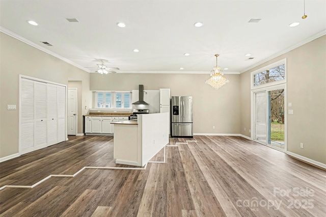 12145 Landing Green Drive, Charlotte, NC 28277