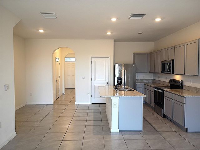 34346 REDWOOD DAWN LANE, Wesley Chapel, FL 33543