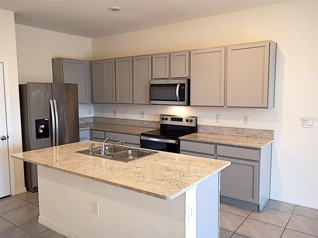 34346 REDWOOD DAWN LANE, Wesley Chapel, FL 33543